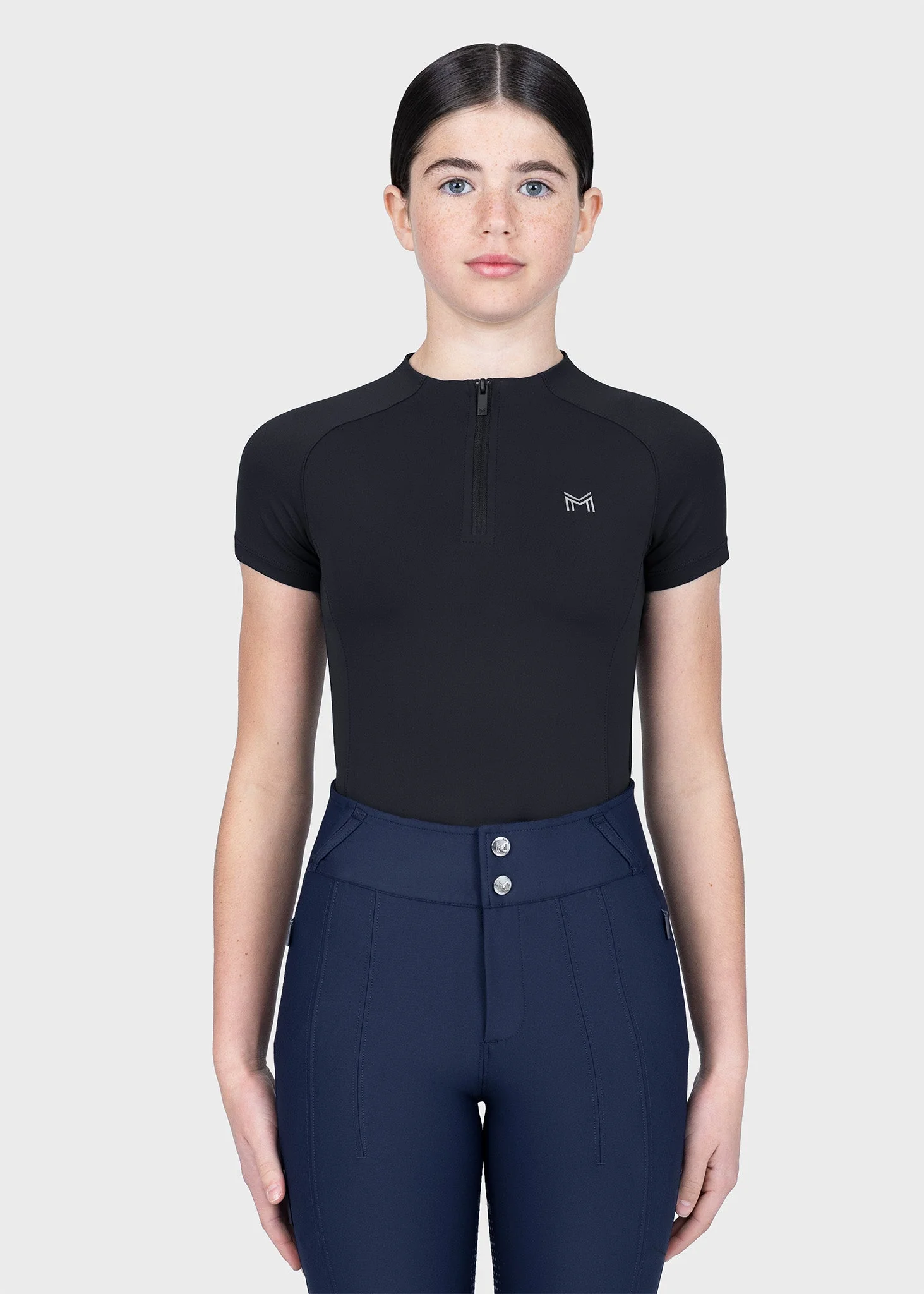 CAMISOLA DE EQUITAÇÃO PARA CRIANÇA NORA SHORT SLEEVE BASE LAYER PRETO MAXIMILIAN EQUESTRIAN